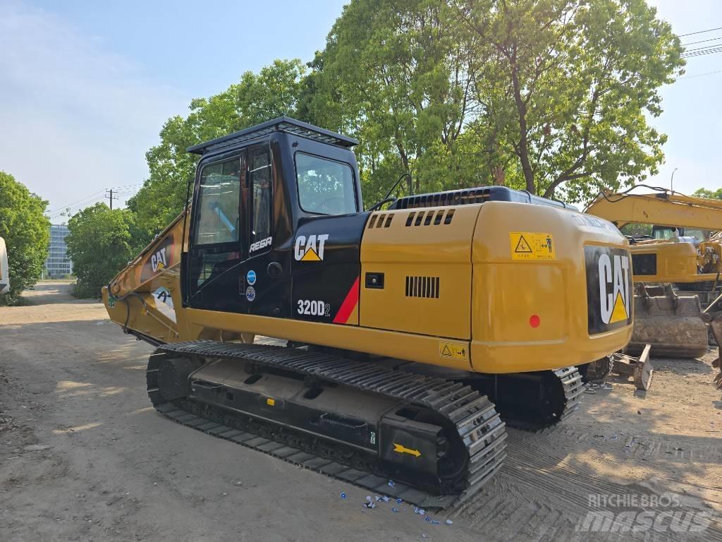 CAT 320D2 Bandgrävare