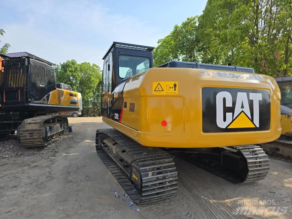 CAT 320D2 Bandgrävare