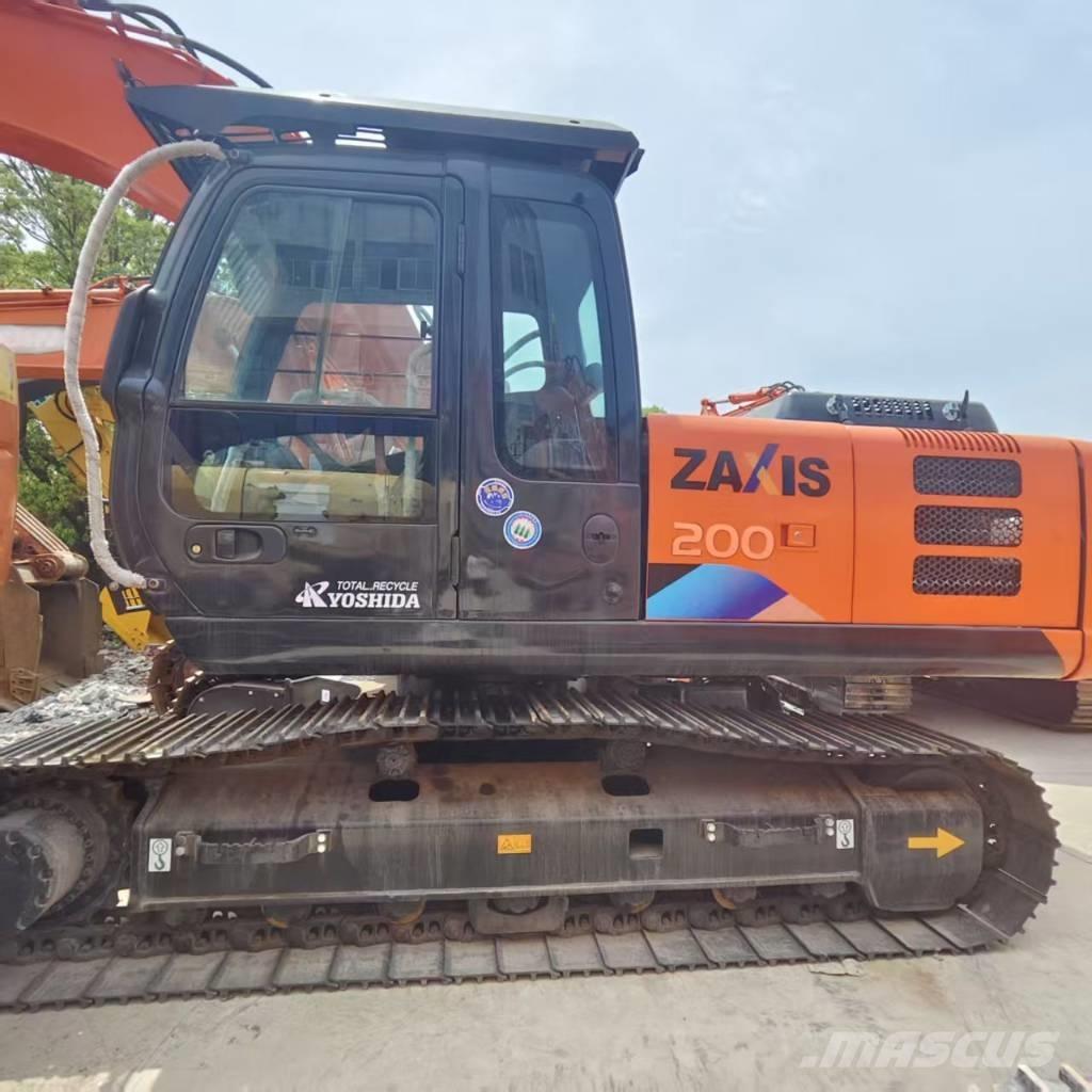 Hitachi ZX 200 Bandgrävare