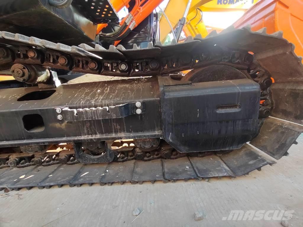Hitachi ZX 200 Bandgrävare