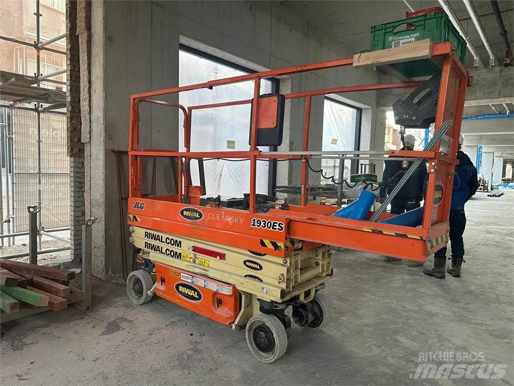 JLG 1930ES Saxliftar