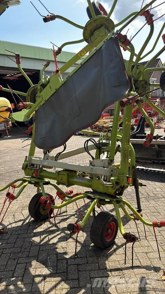 CLAAS Volto 770 Vändare och luftare