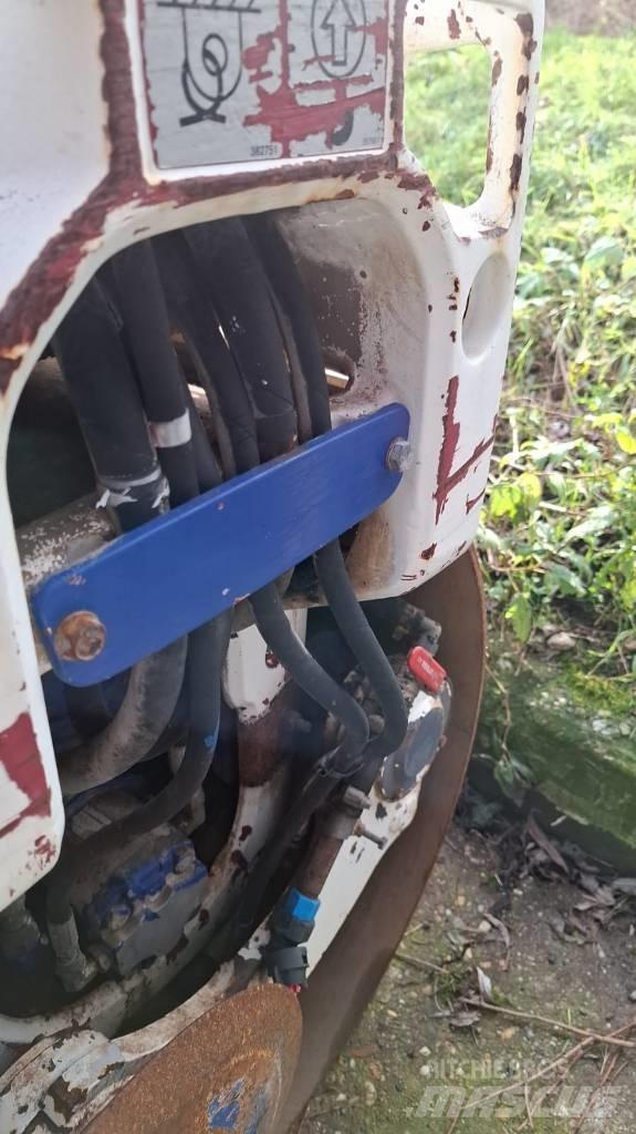 Dynapac CC1200 VI Tvåvalsvältar