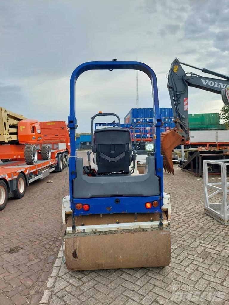 Dynapac CC1200 VI Tvåvalsvältar