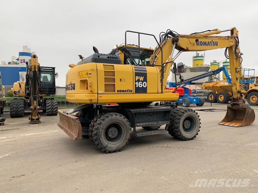 Komatsu PW160-8 Hjulgrävare