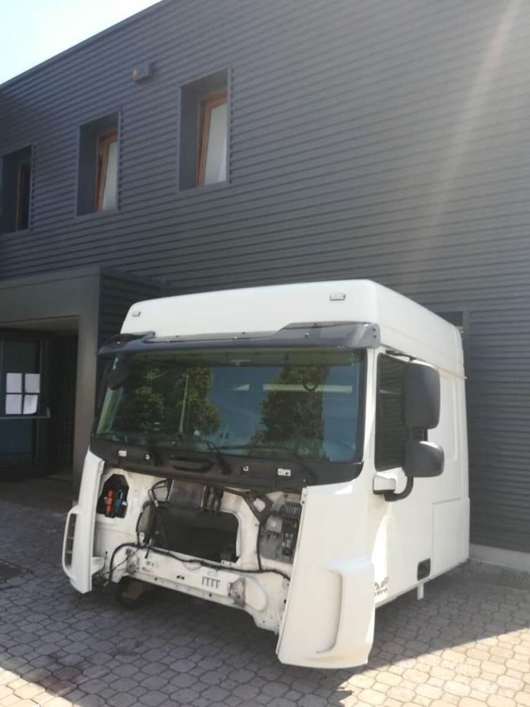 DAF XF 106 Euro 6 Hytter och interiör