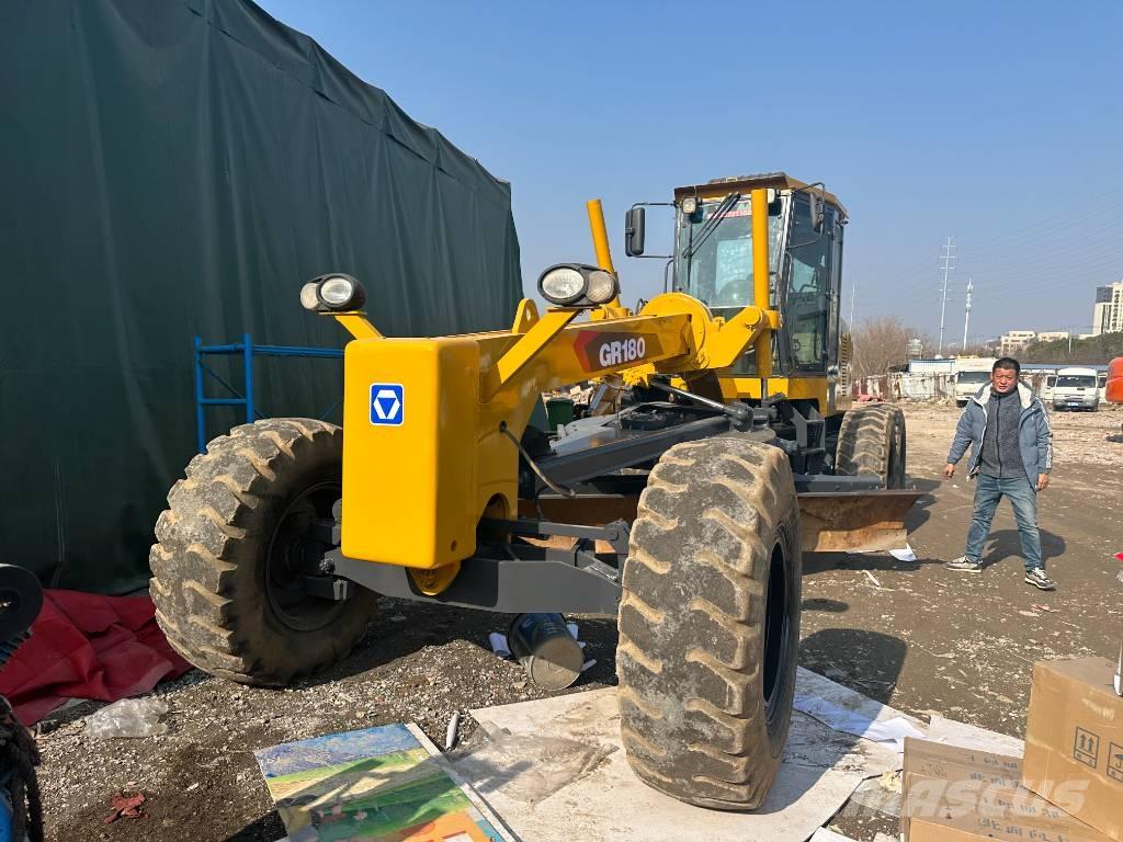 XCMG GR 180 Väghyvlar