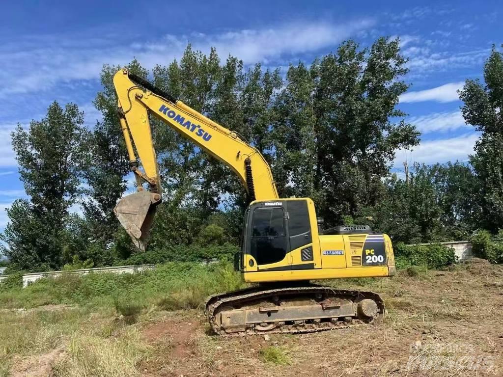 Komatsu PC 200 Bandgrävare