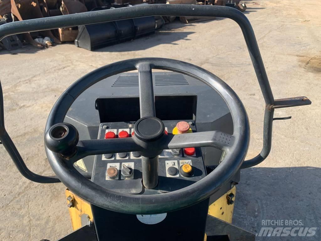 Bomag BW 120 AD-3 Tvåvalsvältar