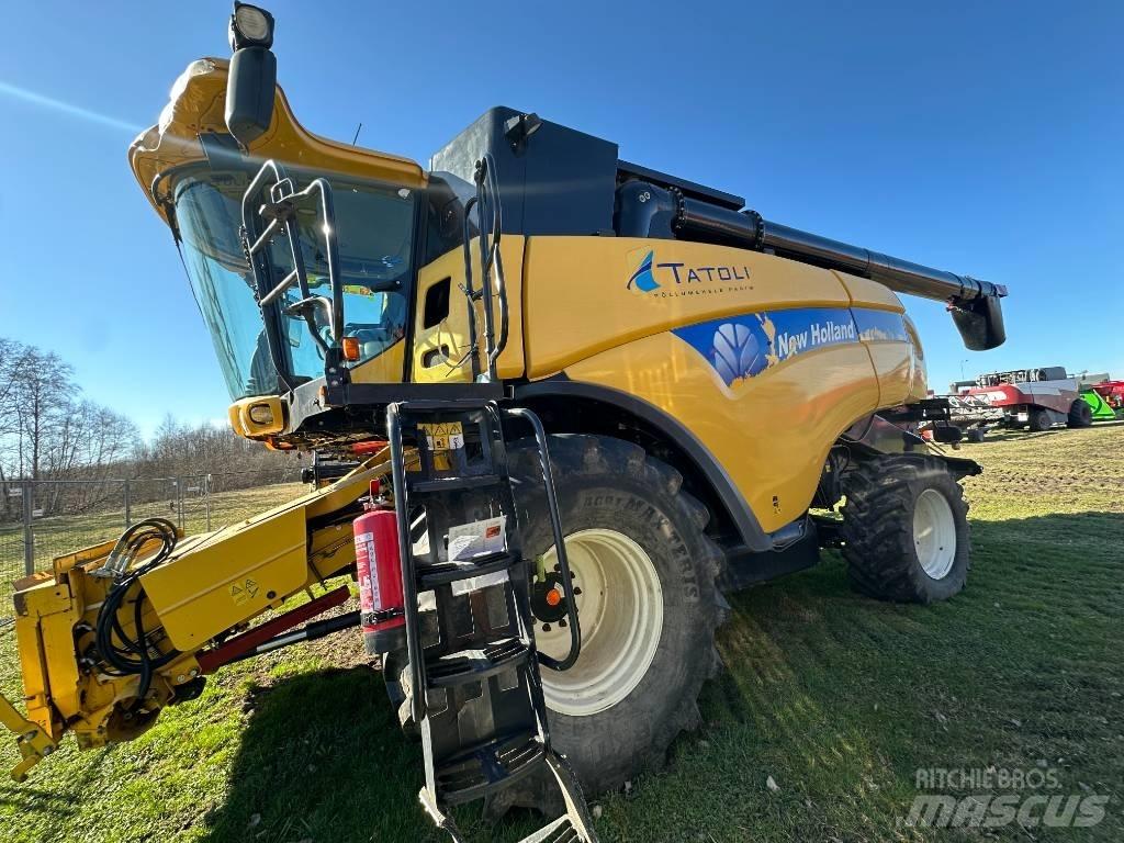 New Holland CX 8080 Skördetröskor