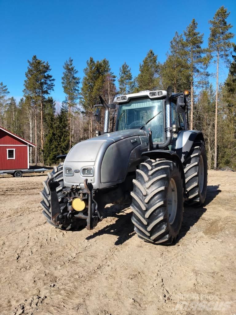 Valtra T130 Hi-Tek Traktorer