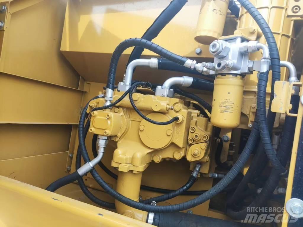 CAT 320 C Bandgrävare