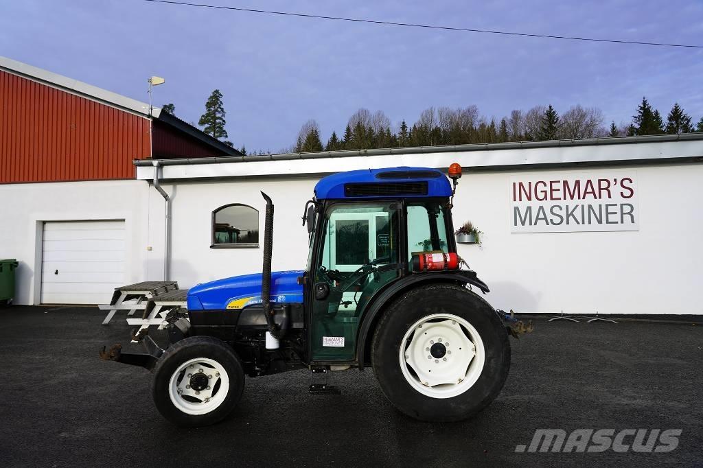 New Holland TN70NA Traktorer