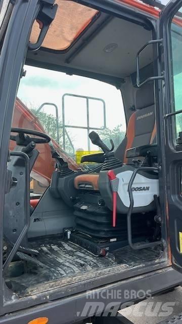 Doosan DX140W-5 Hjulgrävare