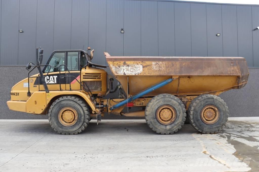CAT 730 Midjestyrd dumper