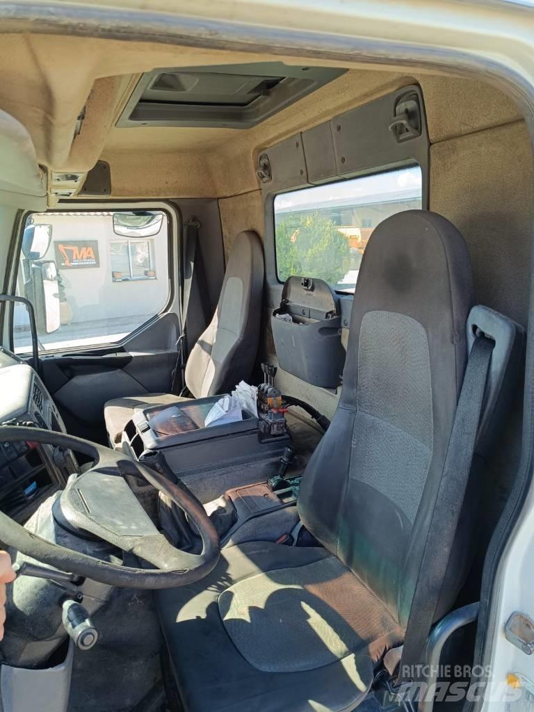 Renault 320 DCI Kranbilar