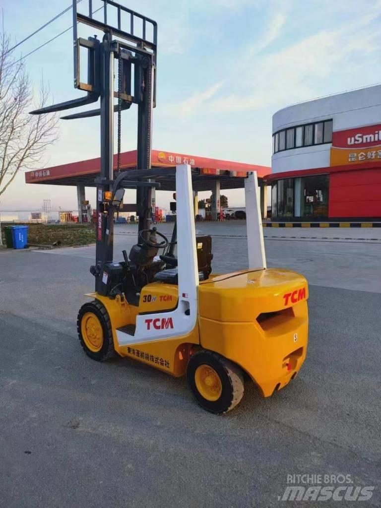 TCM FD30-1 Dieselmotviktstruckar