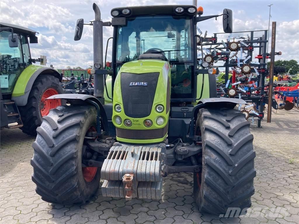 CLAAS Arion 640 Traktorer