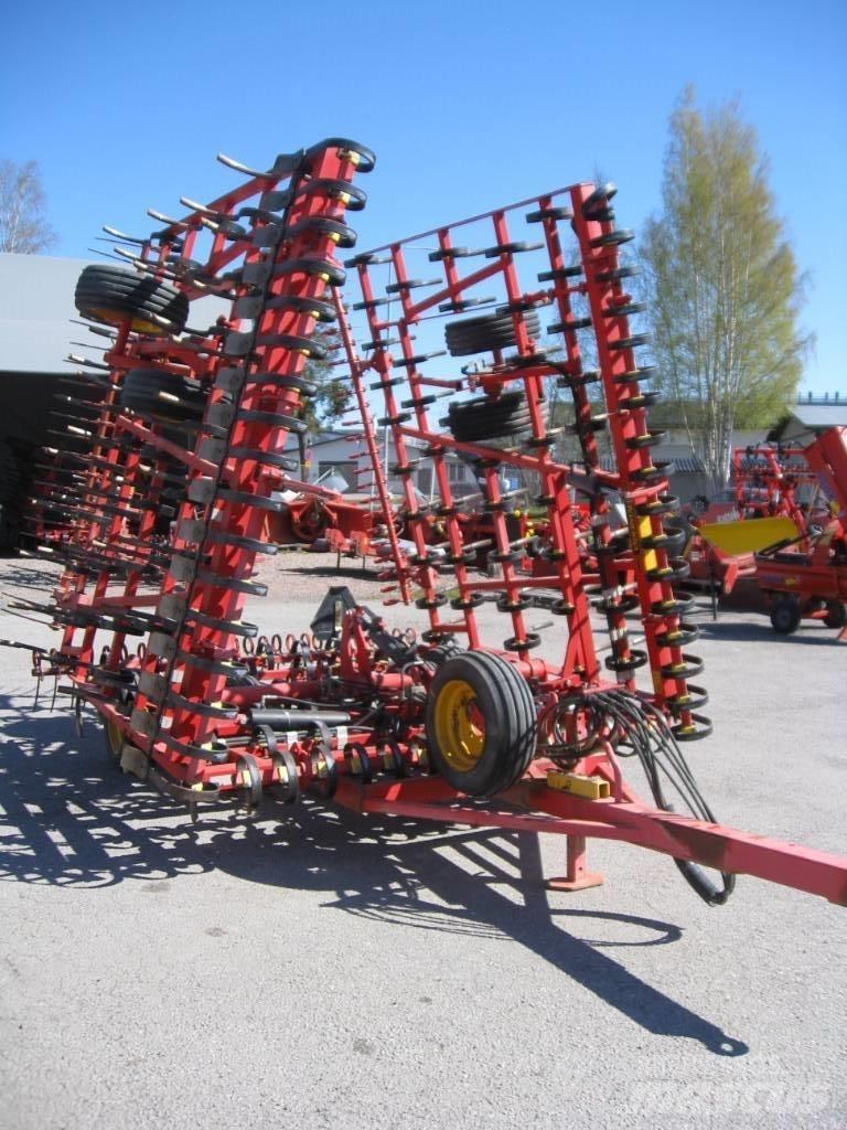 Väderstad NZE 800 Harvar