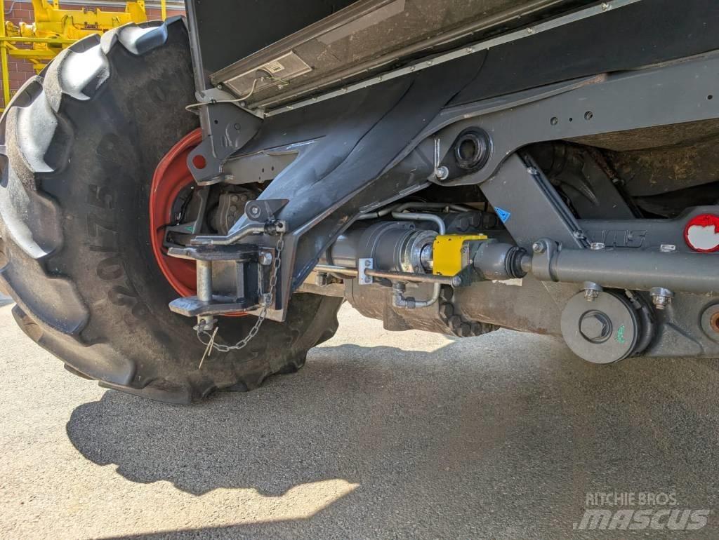 New Holland FR 650 Självgående fälthackar