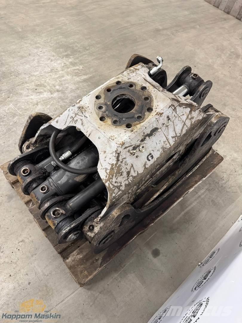 Valmet / Komatsu G36 Gripar