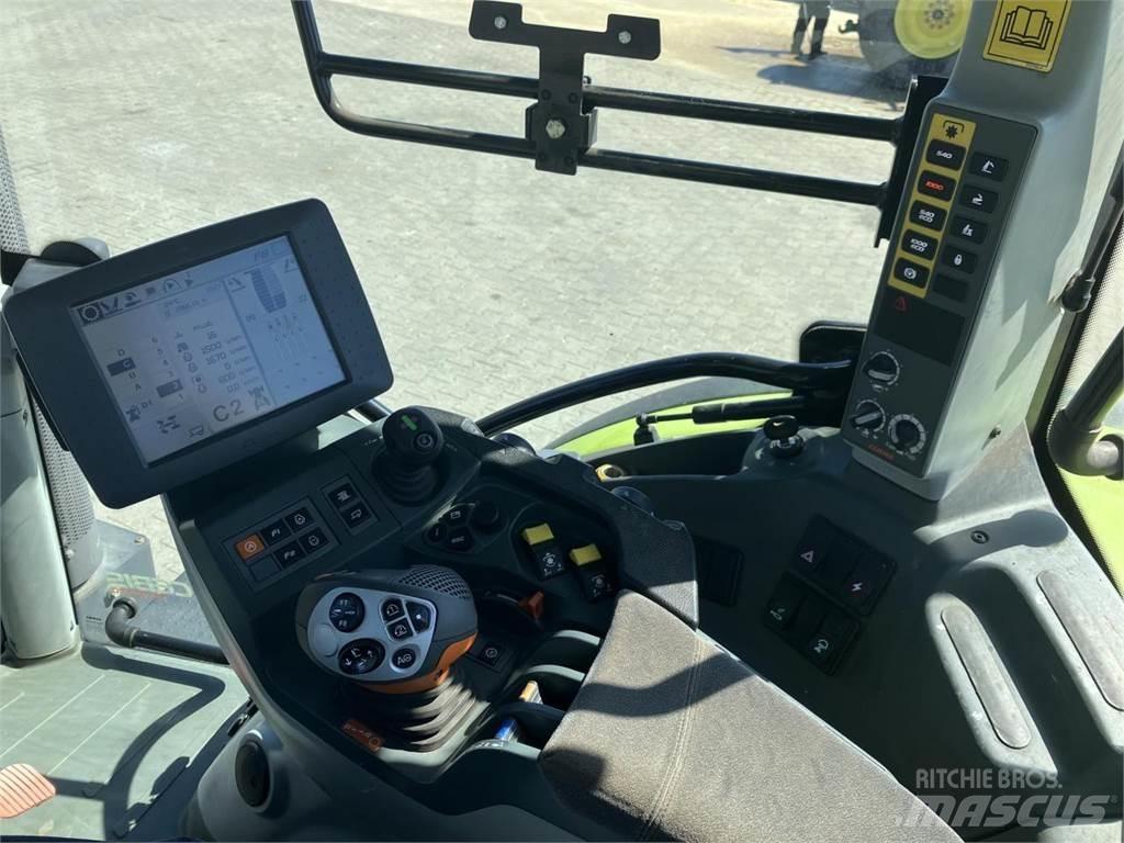 CLAAS Arion 640 Traktorer