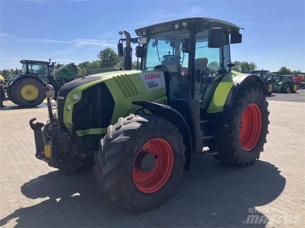 CLAAS Arion 640 Traktorer