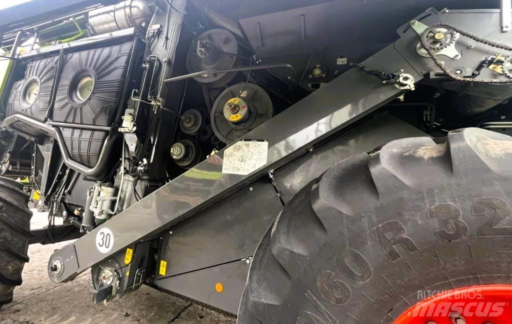 CLAAS Lexion 6800 Skördetröskor