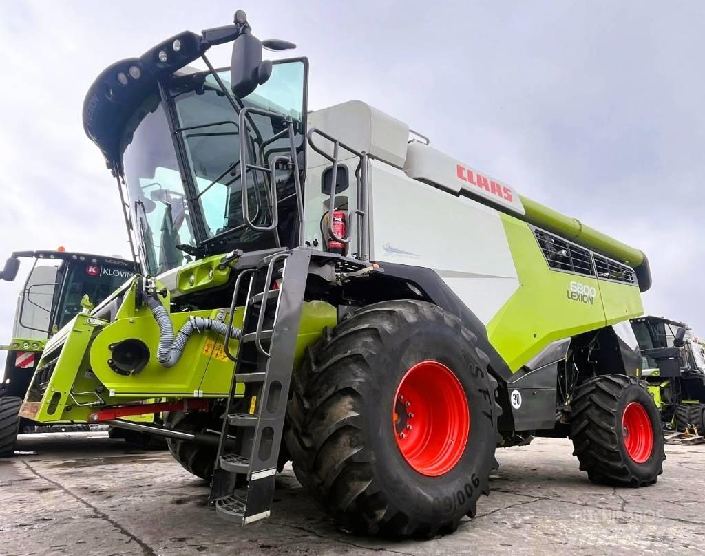 CLAAS Lexion 6800 Skördetröskor