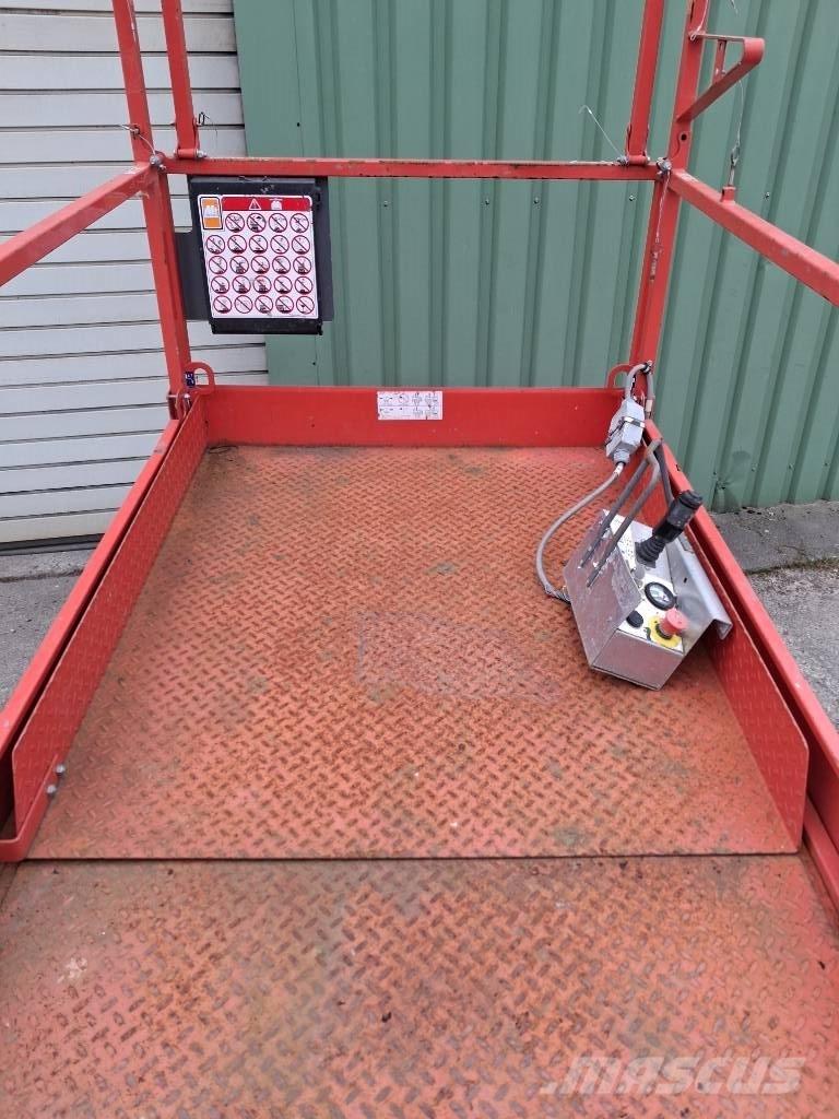 SkyJack SJ III 4632 Saxliftar