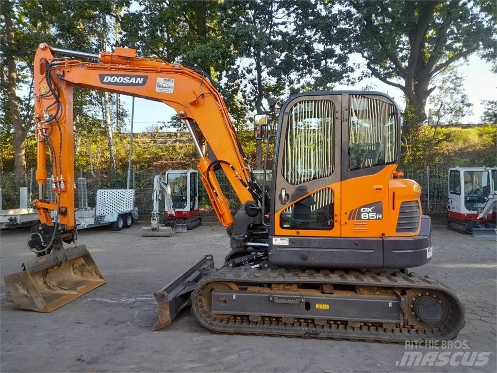 Doosan DX85R-3 Midigrävmaskiner 7t - 12t