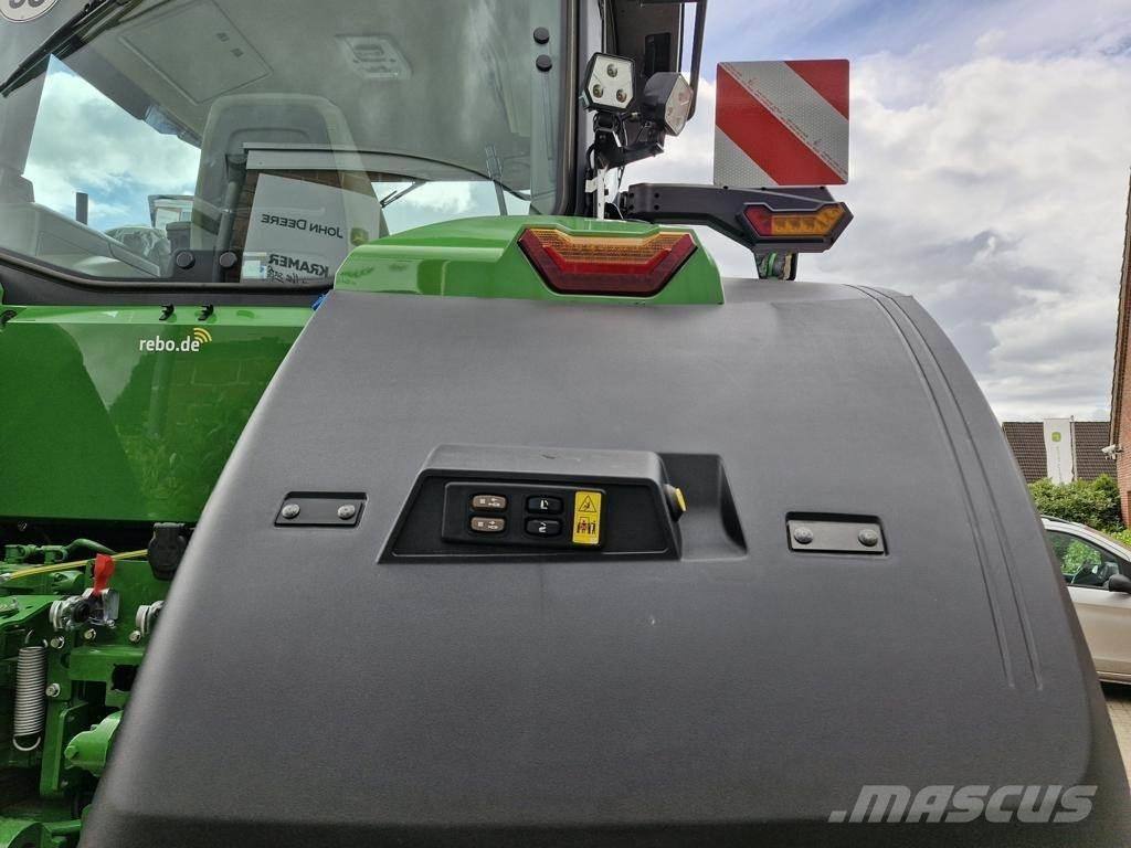 John Deere 7R330 Traktorer