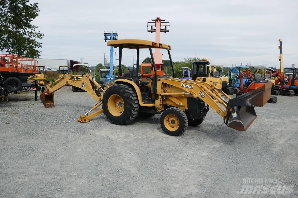 DEERE 110 Grävlastare