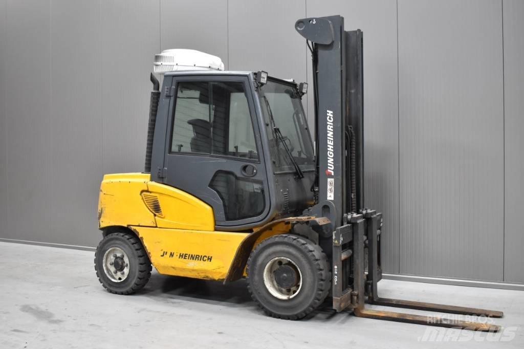 Jungheinrich DFG 550 Dieselmotviktstruckar