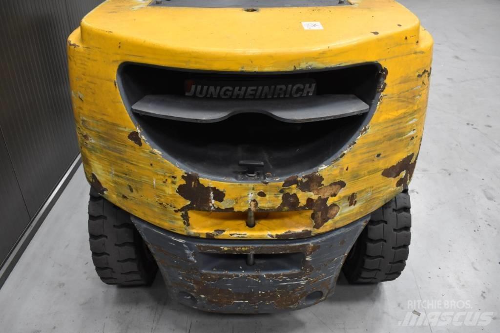 Jungheinrich DFG 550 Dieselmotviktstruckar