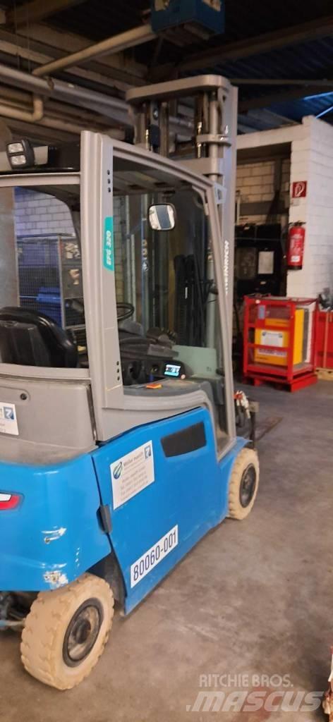 Jungheinrich EFG 320 Elmotviktstruckar