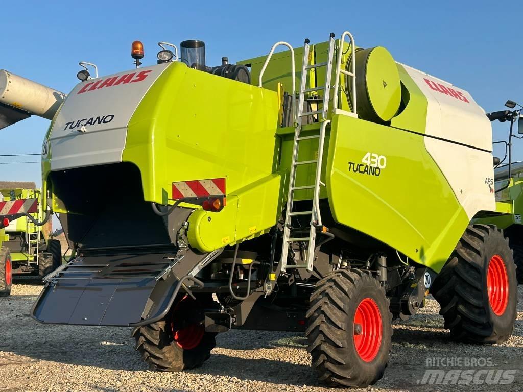 CLAAS Tucano 430 Skördetröskor