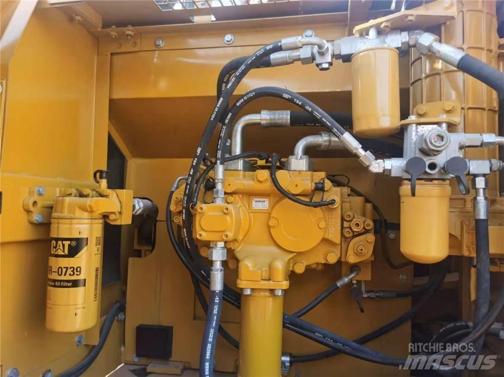 CAT 326D Bandgrävare