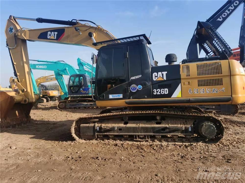 CAT 326D Bandgrävare