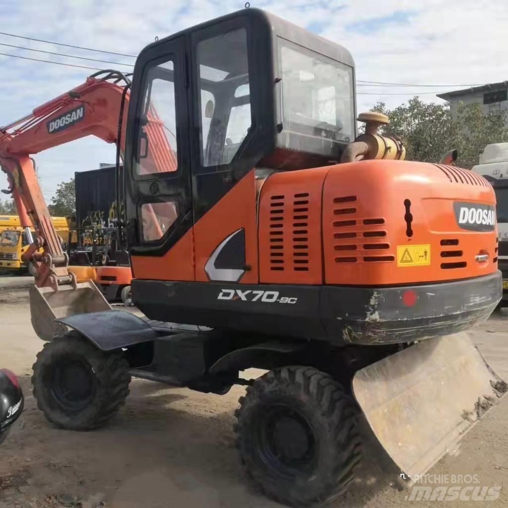 Doosan DX70W-9C Hjulgrävare
