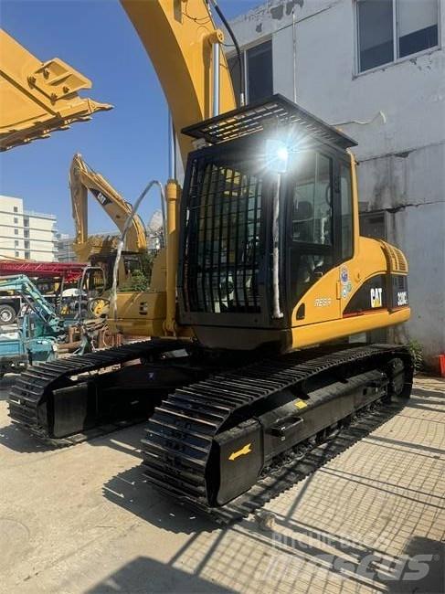 CAT 320 C L Bandgrävare