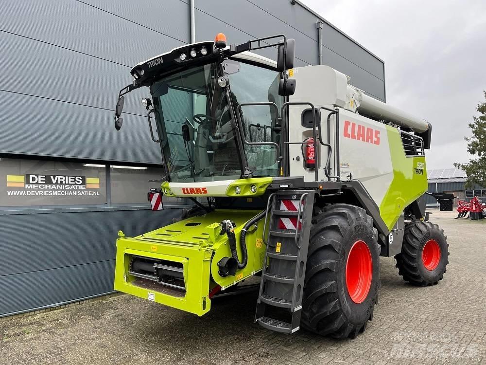 CLAAS Trion 520 Skördetröskor