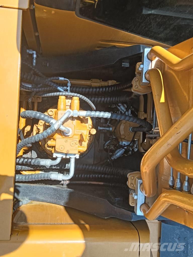 Sany SY 215 C Bandgrävare