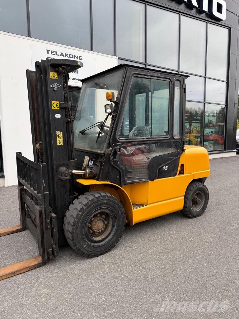 Hangcha CPCD45HW19 Dieselmotviktstruckar