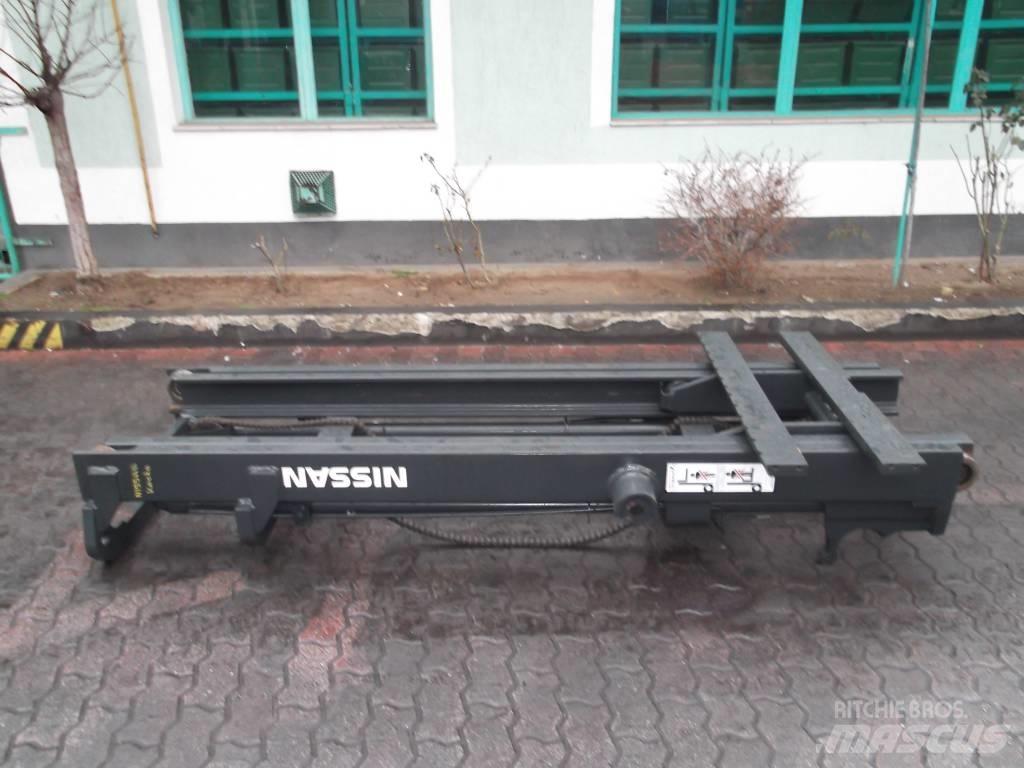 Nissan FD25 M-0441 Stativ