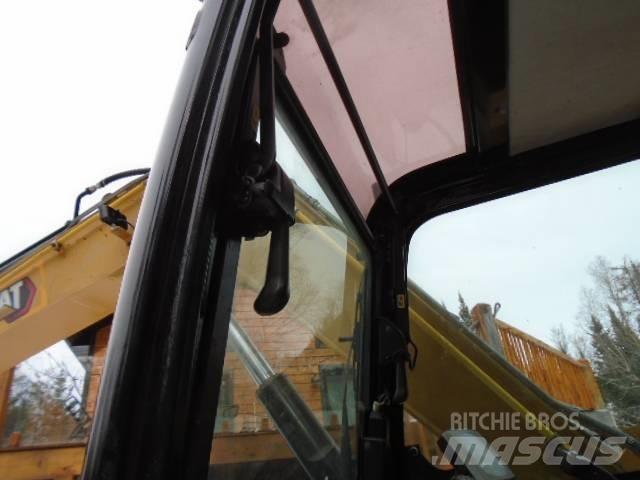 CAT 307 E2 Bandgrävare