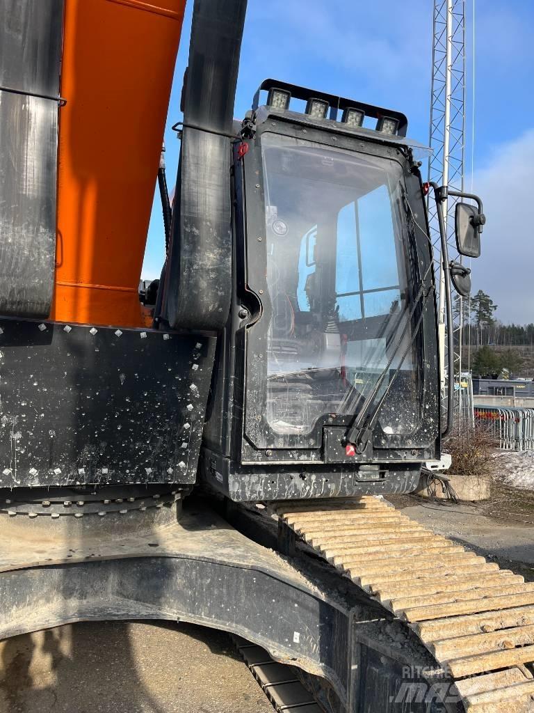 Doosan DX 300 LC-7 Bandgrävare