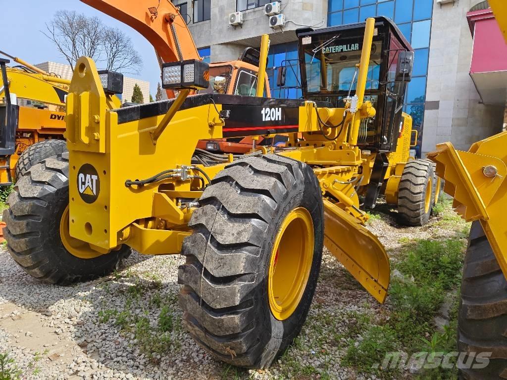 CAT 120 H Väghyvlar