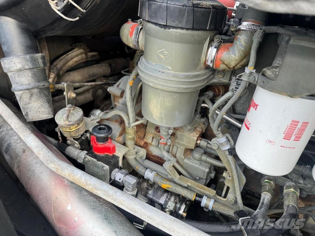 Sennebogen 818M Avfalls / industri hantering