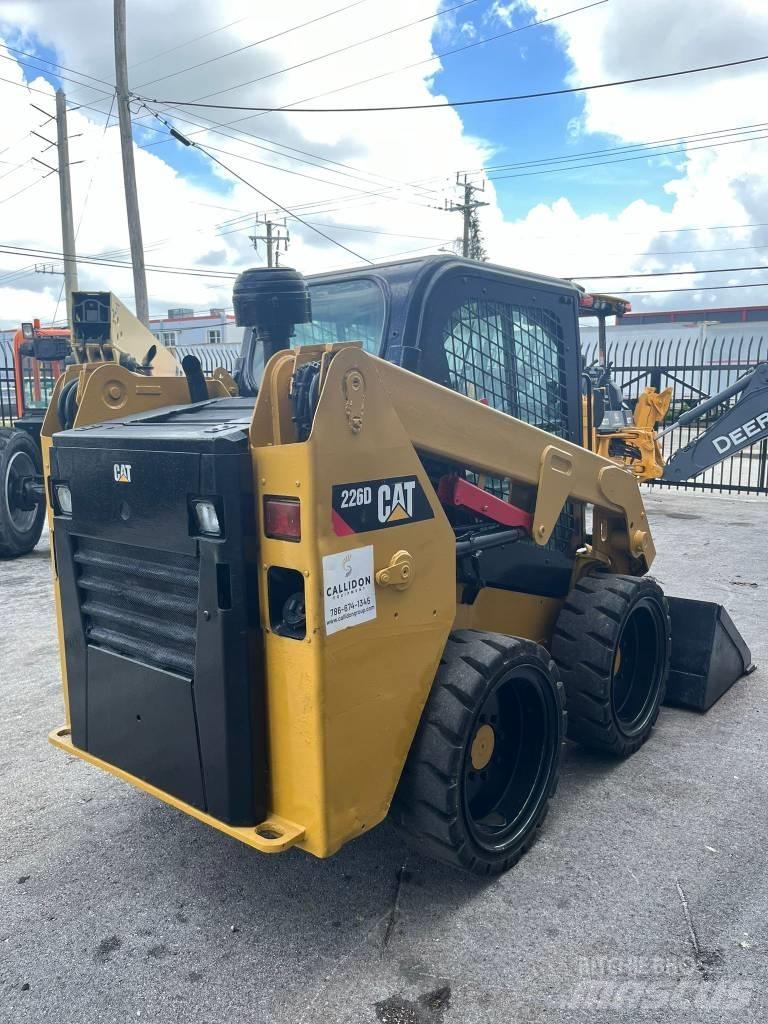CAT 226 D Kompaktlastare